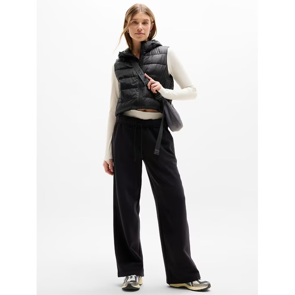 Athleta Aire Puffer Vest Womens S Black Hooded Lightweight Packable New $125 - Picture 5 of 16